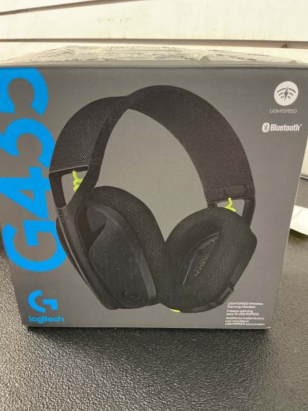 Photo 1 of Logitech G435 LIGHTSPEED Wireless Bluetooth Gaming Headset - Lightweight, built-in mics, 18h battery, compatible with Dolby Atmos, PC, PS4, PS5, Nintendo Switch, Mobile - Black