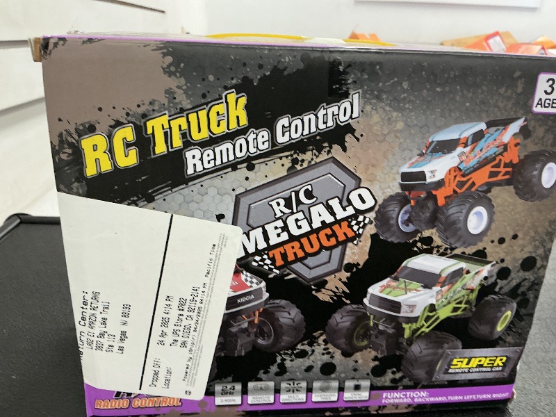 Photo 1 of Kidcia 1:16 Scale RC Monster Truck - 2.4GHz All Terrain Car for Kids 4-12, 20 Km/h Off Road RC Truck, Christmas or Birthday Gift