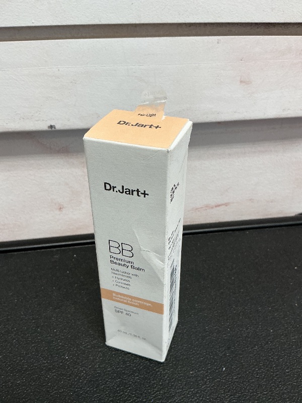 Photo 1 of Dr.Jart+ Premium BB Tinted Moisturizer with SPF 40 and Niacinamide | bb cream | Korean Skin Care, Fair-Light, 1.35 Fl Oz