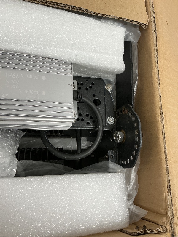Photo 1 of Spolehli LED Stadium Flood Lights 1200W Equivalent 32000LM Super Bright LED Arena Lights 85-305V IP66 Waterproof 6500K Daylight White 200W Outdoor Lighting Five-Year Warranty