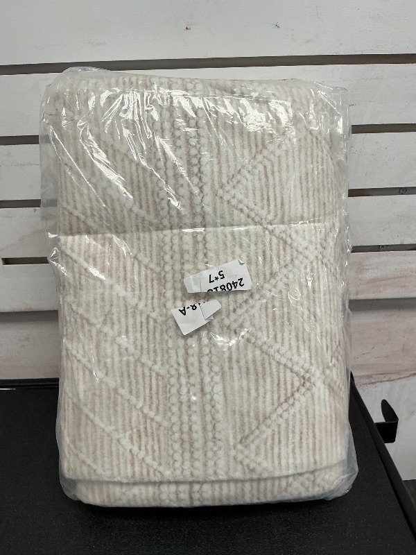 Photo 1 of Area Rug Living Room Rugs 5x7 - Large Soft Boho Geometric Rugs, Non-Slip Foldable Washable Area Rug Non Shedding Morden Indoor Floor Carpet for Living Bedroom Office Dining Room(Modern Beige,5'x7')