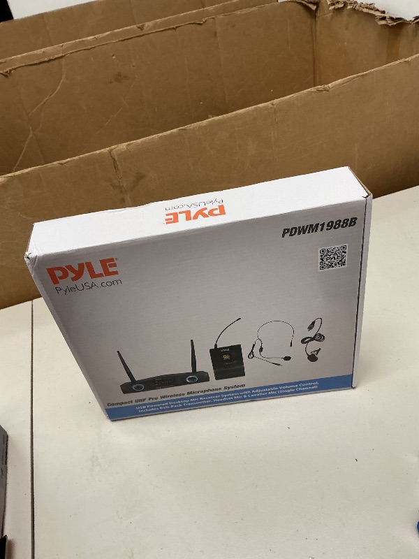 Photo 1 of PYLE Compact UHF Wireless Microphone System - Pro Portable 1 Channel Desktop Digital Mic Receiver Set w/ Belt-Pack Transmitter, Receiver, Headset and Lavalier Mics, XLR, For Home, PA PDWM1988B,Black