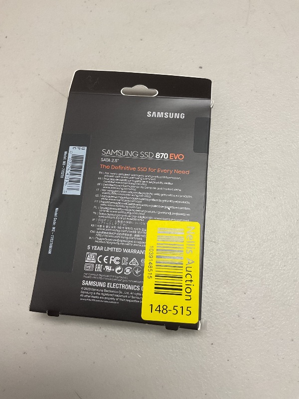 Photo 1 of Samsung Electronics 870 EVO 2TB 2.5 Inch SATA III Internal SSD (MZ-77E2T0B/AM)