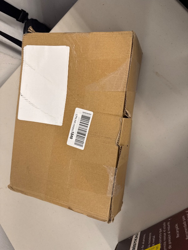 Photo 1 of Zubebe 1200 Pcs Paper Sandwich Bags 7 x 6 x 1 Inch Wet Wax Glassine Paper Grease Resistant White Semi Translucent Bags for Bakery Cookies Candy Snacks French Fries