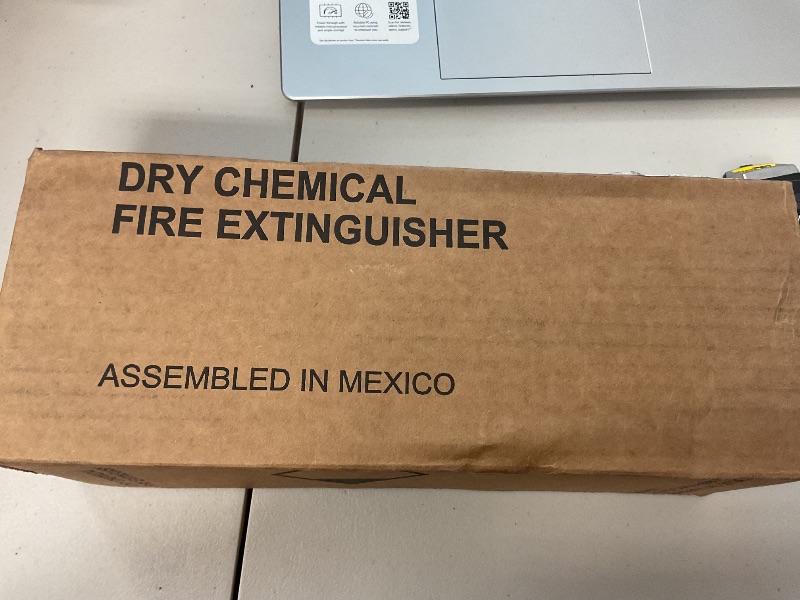 Photo 1 of Kidde Mariner 5 Fire Extinguisher for Boats, Single-Use 5BC