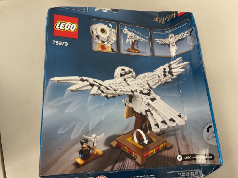 Photo 1 of LEGO 75979 Harry Potter Hedwig Moving Wings Owl Building Toy Collectible Display Model