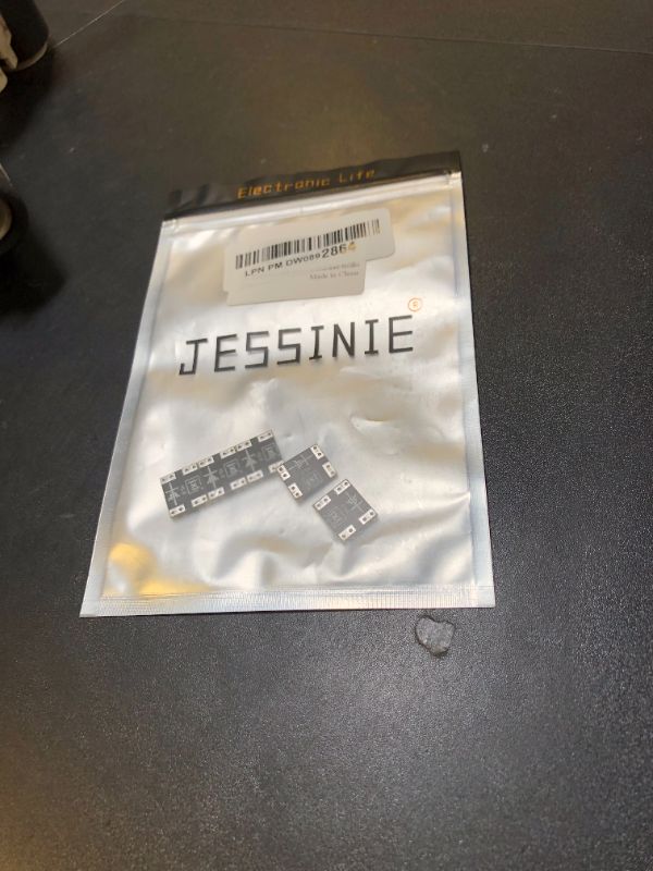 Photo 1 of JESSINIE 5PCS XL0401 Rectifier Diode Module XL0401 Low MOS Dedicated Chip to Simulate Simulation Ideal Diode 3-26V 10A/15A 5.5M?