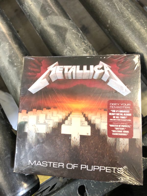 Photo 1 of Metallica - Master Of Puppets (CD Record, Black, Adult)