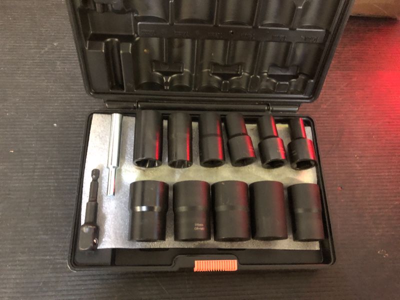 Photo 1 of KAKILFOB Lug Nut Extractor Twist Socket Set, 13 Pieces Wheel Lock Removal Kit, for Removing Damaged, Frozen, Rusted, Nuts & Screws, Cr-Mo Steel