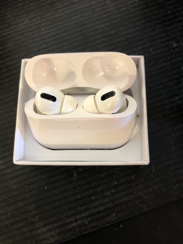 Photo 1 of Apple Airpods Pro 2 - White