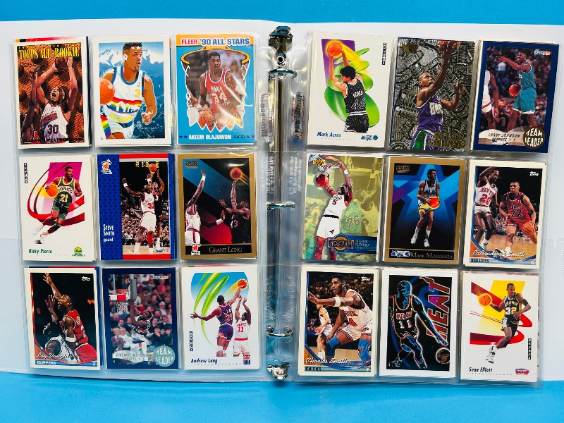 Photo 1 of 165025… final sale no returns/refunds-180 mixed basketball cards in binder 