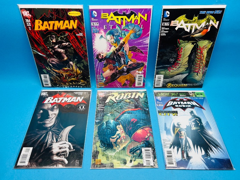 Photo 1 of 165115…6 Batman comics in plastic sleeves 