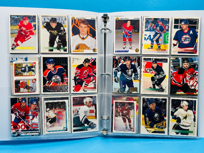 Photo 1 of 165119… final sale no returns/refunds-270 mixed hockey cards in binder