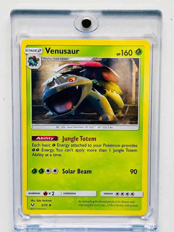 Photo 1 of 165160…Venusaur  Pokémon card in hard plastic case