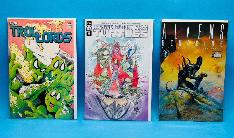 Photo 1 of 165214…3 comics in plastic sleeves 