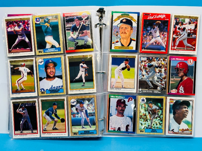 Photo 1 of 165293… final sale no returns/refunds-360 mixed baseball cards in binder