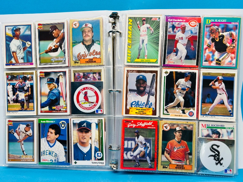 Photo 1 of 165293… final sale no returns/refunds-360 mixed baseball cards in binder