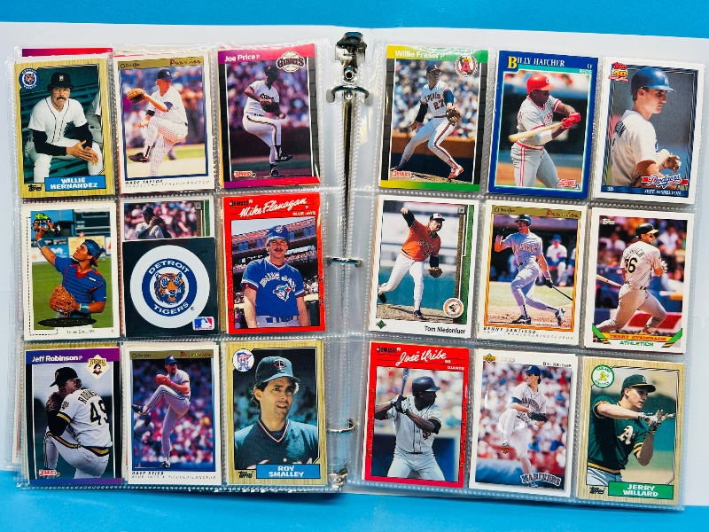 Photo 1 of 165293… final sale no returns/refunds-360 mixed baseball cards in binder