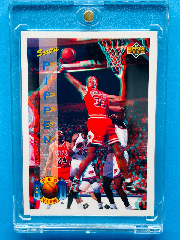 Photo 1 of 165302…3-D Scottie Pippen card 63  in hard plastic case
