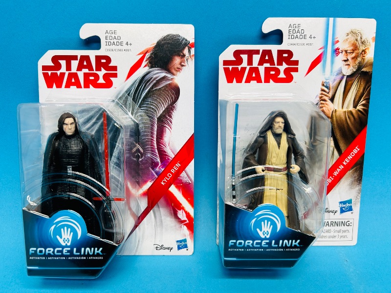 Photo 1 of 165375…   2 Star Wars force link figures 