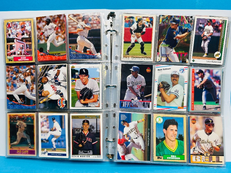 Photo 1 of 165380…  final sale no returns/refunds-342 mixed baseball cards in binder 