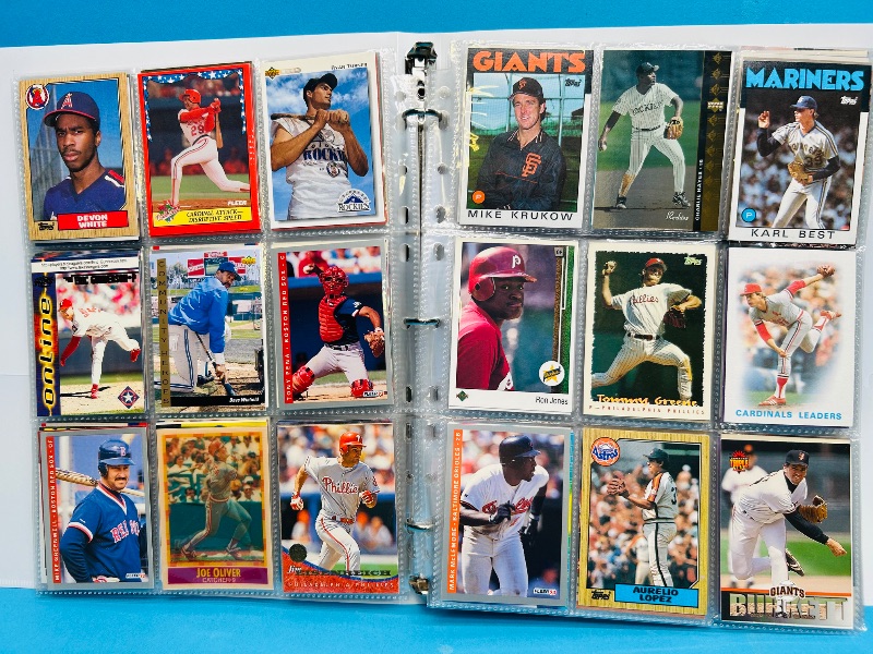 Photo 1 of 165380…  final sale no returns/refunds-342 mixed baseball cards in binder 