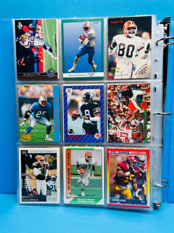 Photo 1 of 165433…final sale no returns/refunds-270 mixed football cards in binder 