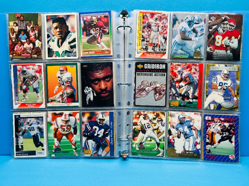 Photo 1 of 165433…final sale no returns/refunds-270 mixed football cards in binder 