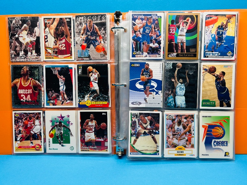 Photo 1 of 165446… final sale no returns/refunds- 270 mixed basketball cards in binder