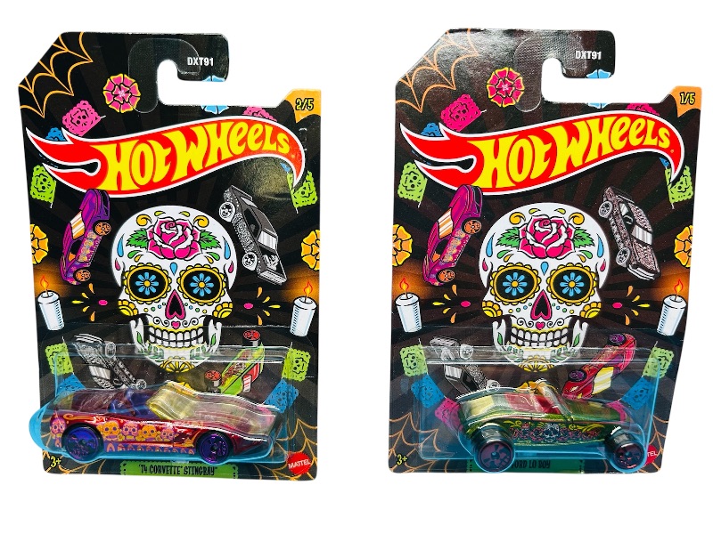 Photo 1 of 165475…2 hot wheels die cast cars 