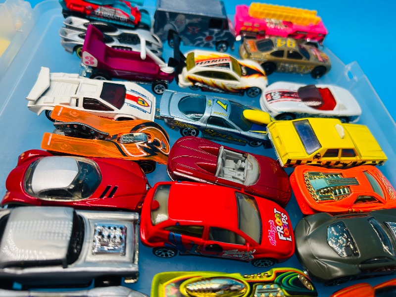 Photo 1 of 165545…48 die cast cars in two sided case