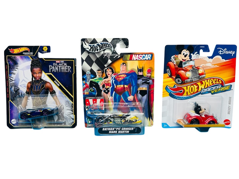 Photo 1 of 165561…3  hot wheels die cast specualty cars 