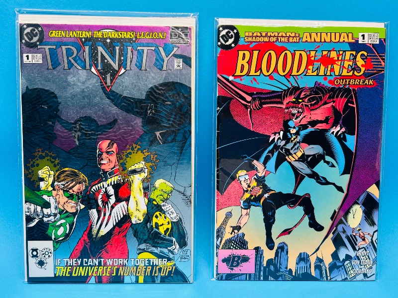 Photo 1 of 165565…  #1 comics in plastic sleeves 