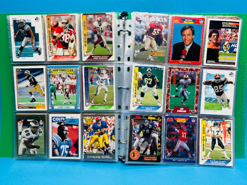 Photo 1 of 165597…final sale no return/refund-270 mixed football cards in binder