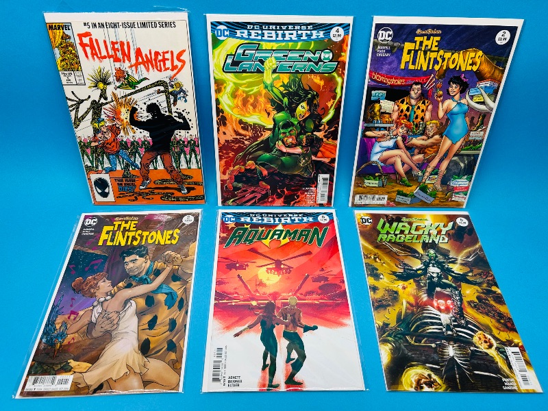 Photo 1 of 165600…6 comics in plastic sleeves 