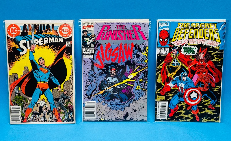 Photo 1 of 165603…3 comics in plastic sleeves