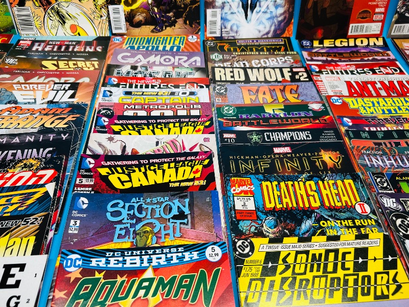 Photo 1 of 165684…final sale no return/refund-70 unsleeved  comics 