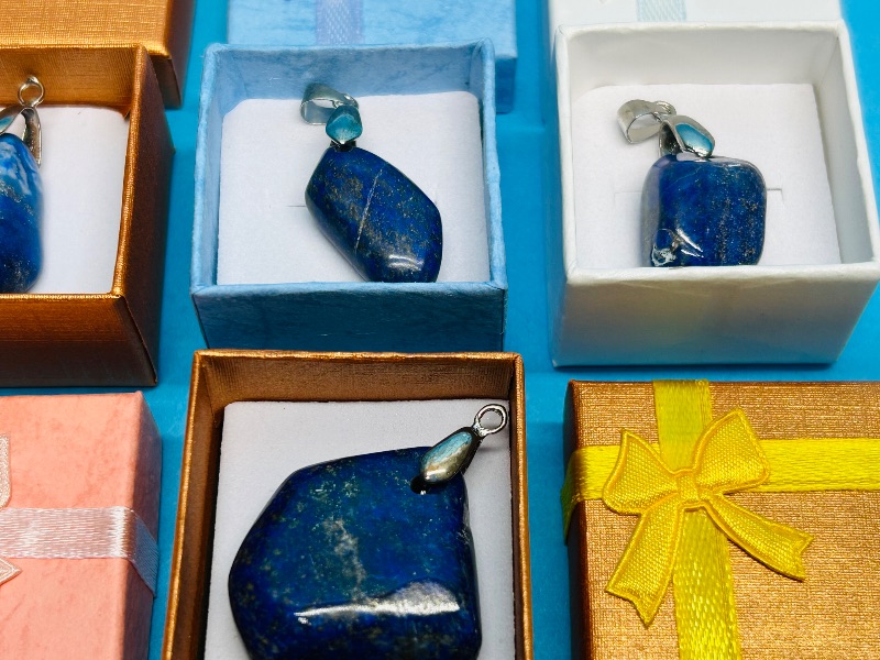Photo 1 of 165747…6 polished rock pendants in gift boxes -no chains