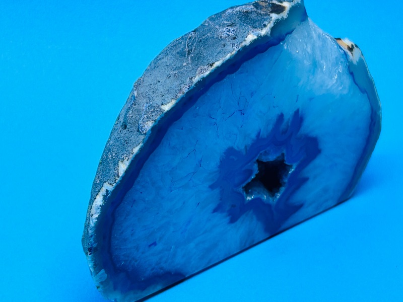 Photo 1 of 165771…5” agate base rock in wooden box