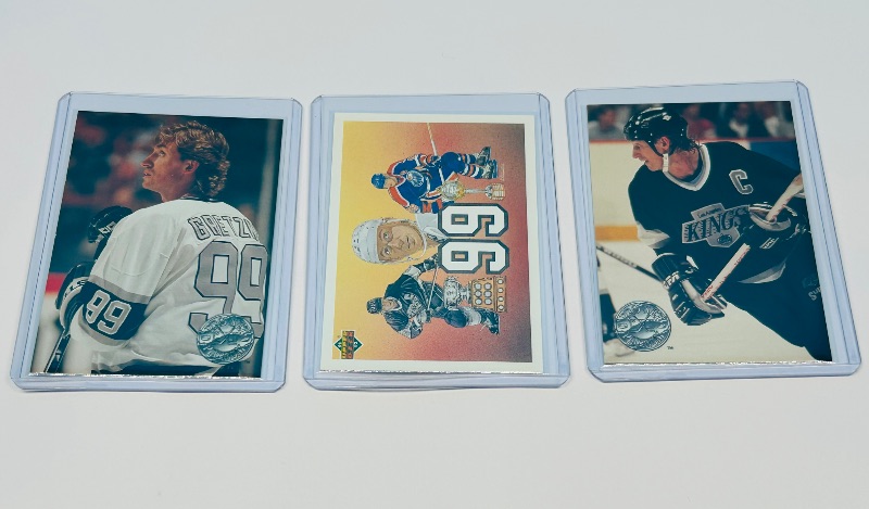 Photo 1 of 165783… 3 Wayne Gretzky cards in hard plastic sleeves