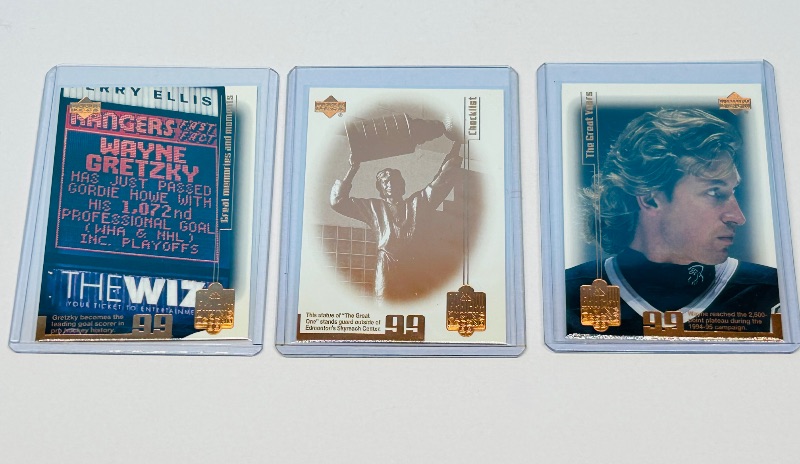 Photo 1 of 165787… 3 Wayne Gretzky cards in hard plastic sleeves