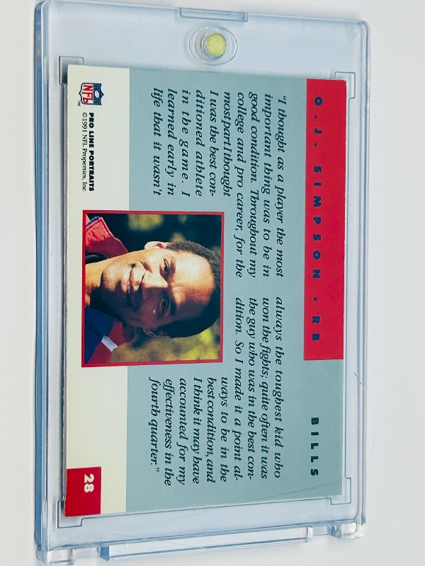 Photo 1 of 1065814…O.J. Simpson card 28 in hard plastic case