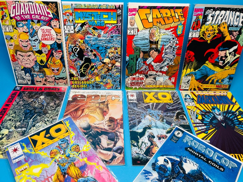 Photo 1 of 165940… 10 comics in plastic sleeves 