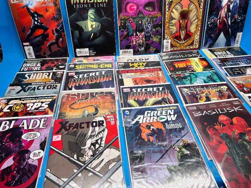 Photo 1 of 165956… final sale no return or refund-30 misc comics in plastic sleeves 
