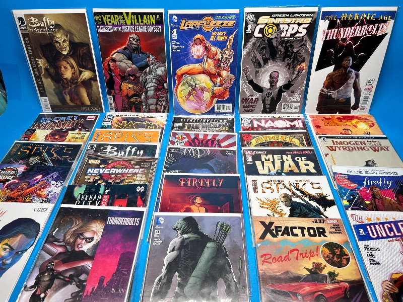 Photo 1 of 165957… final sale no return or refund-30 misc comics in plastic sleeves 