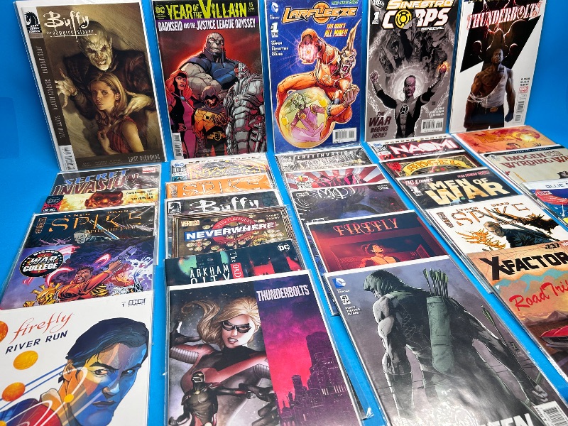 Photo 1 of 165957… final sale no return or refund-30 misc comics in plastic sleeves 