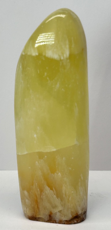 Photo 1 of 165976…4.5” lemon calcite tower