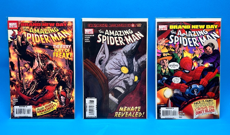 Photo 1 of 166062…3 Spider-Man comics in plastic sleeves 