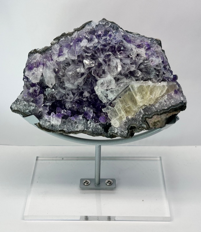 Photo 1 of 166085…large 7” amethyst crystal on display stand