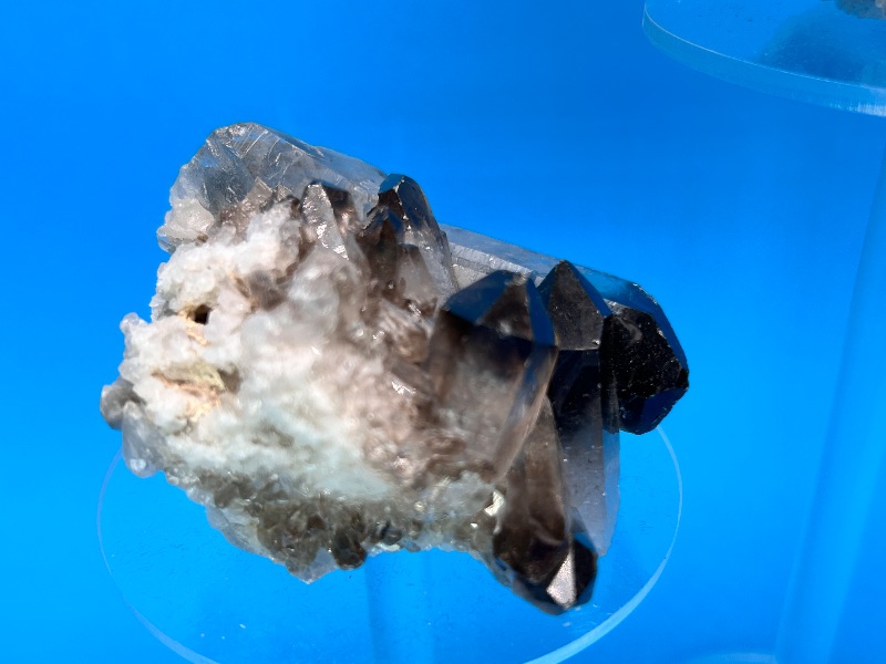 Photo 1 of 166130…2 smokey quartz on stands